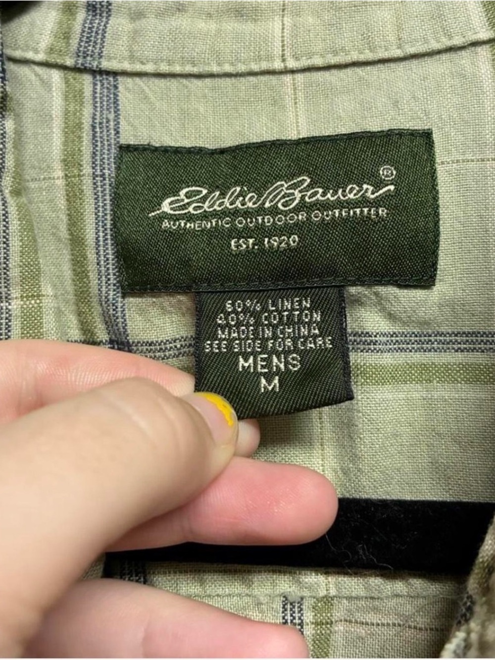 Eddie Bauer Light Green Plaid Short-Sleeve Button-Down Shirt - Picture 3 of 6